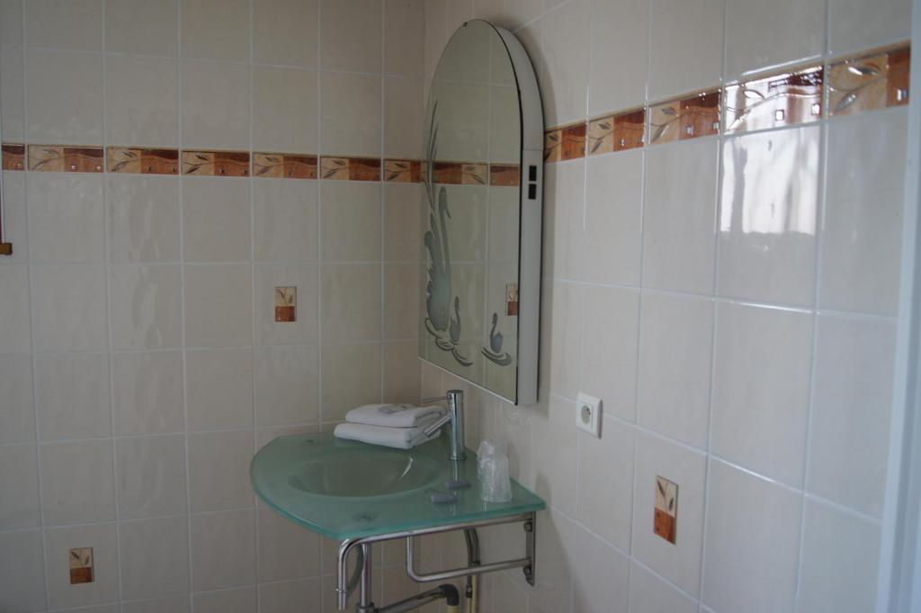 Aux Trois Jean Otel Le Crotoy Oda fotoğraf
